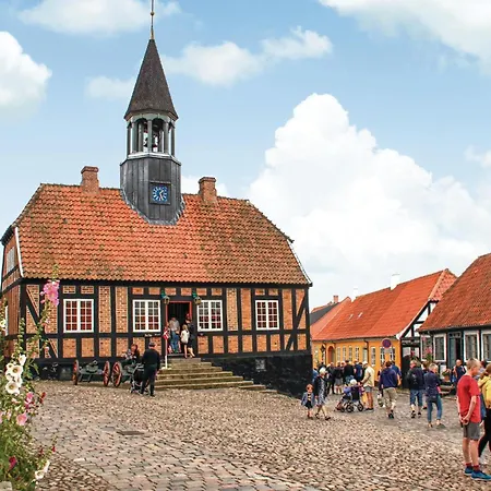 Gorgeous In Ebeltoft With Wifi * Oksenmolle